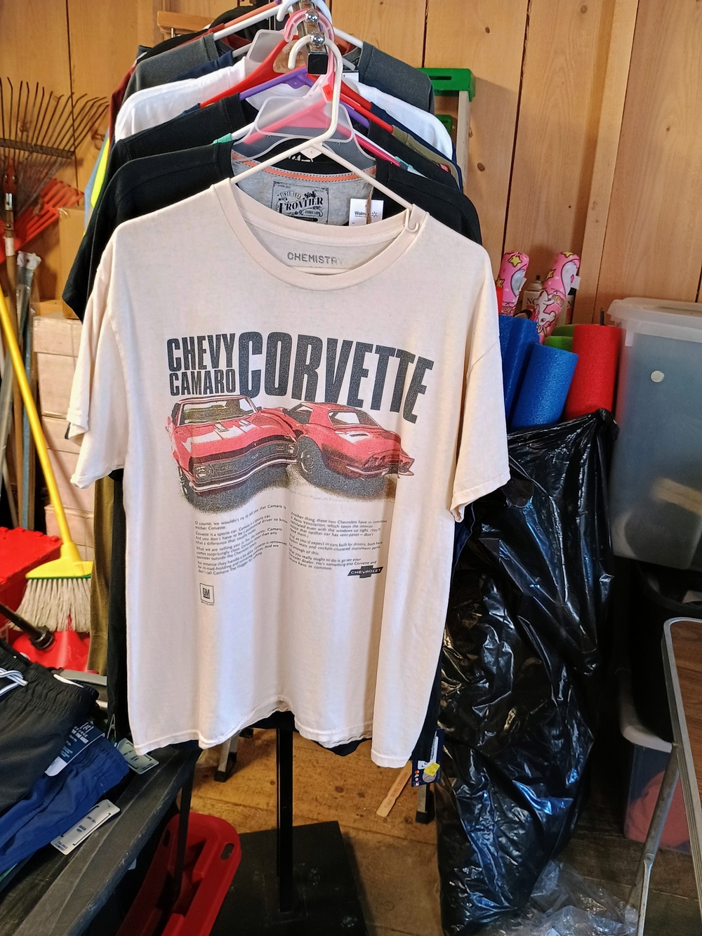 Chemistry Brand Men's Cream Corvette Graphic Tee Bin 21